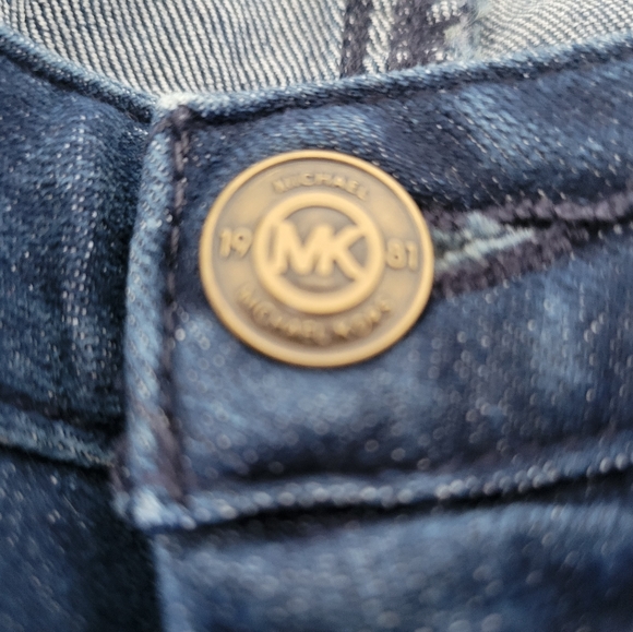 Michael Kors Capri Jeans. Size 8. EUC - Picture 4 of 10